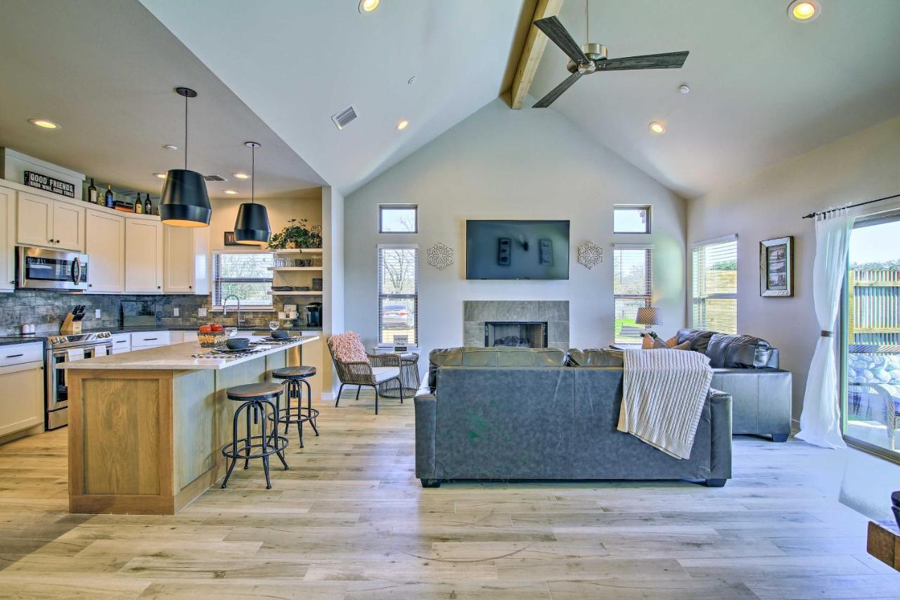 Uncorked Ranch Hill Country Home 1 Mi To Winery 弗雷德里克斯堡 外观 照片