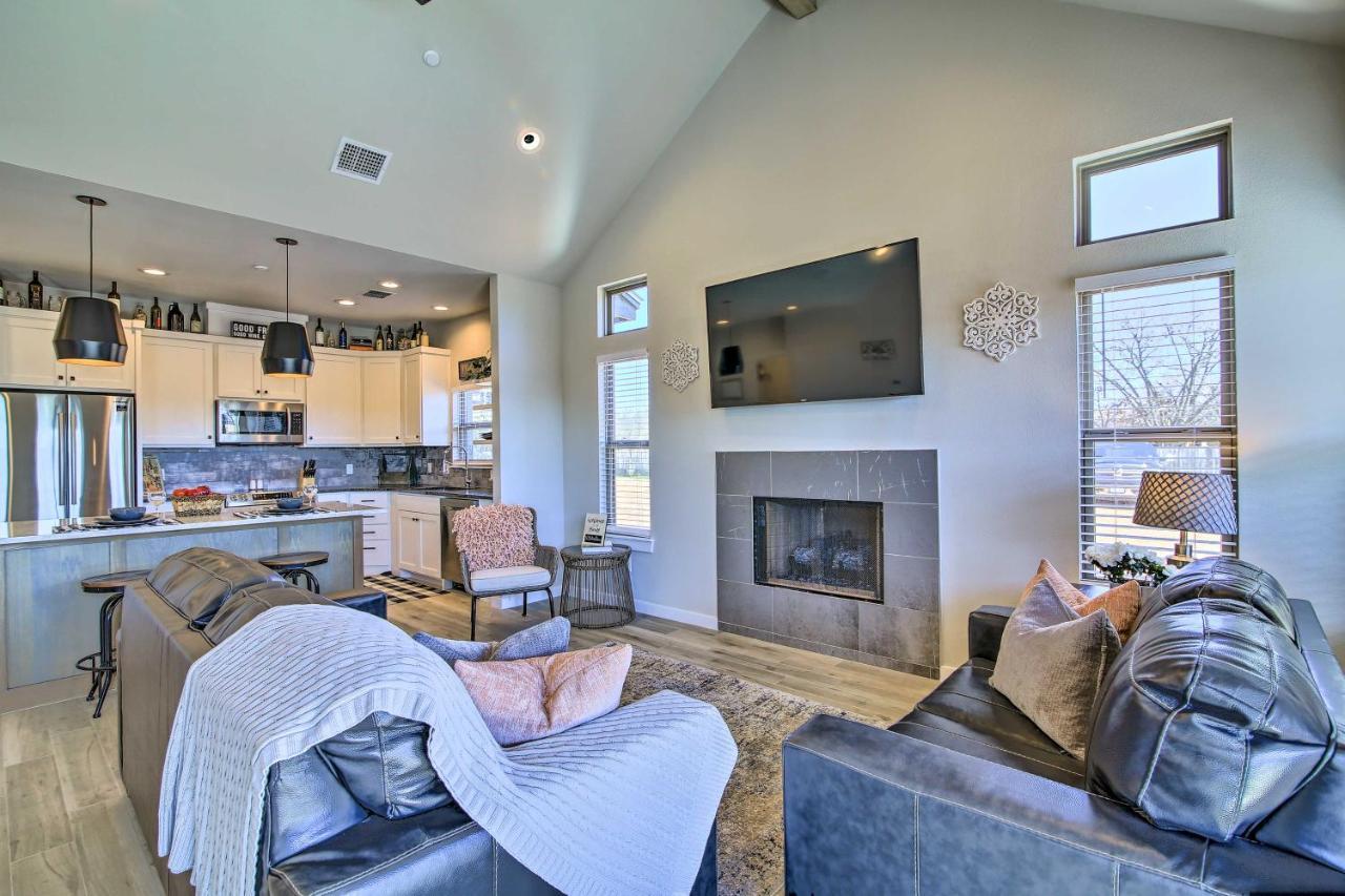 Uncorked Ranch Hill Country Home 1 Mi To Winery 弗雷德里克斯堡 外观 照片